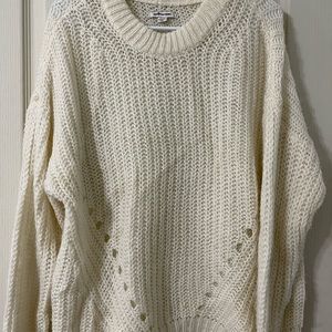 Cream White American Eagle Outfitters sweater. Size Small